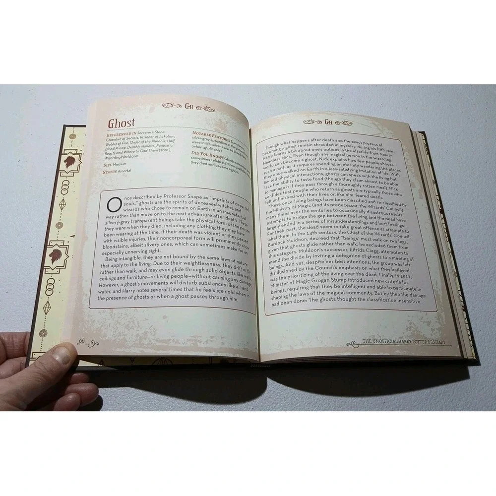 Bundle-HARRY POTTER Bestiary -Ultimate Wizarding World Guide Magical Studies#B51